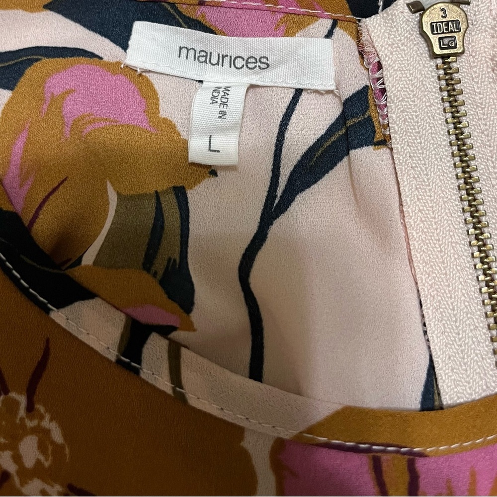 Maurices Women’s Sleeveless Blouse Top Large Pink Caramel Back Zipper Office Cas - Picture 3 of 5